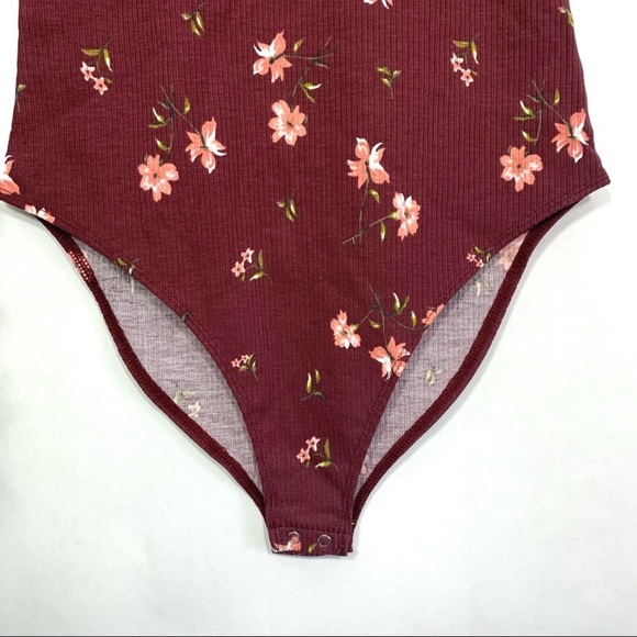 Wild Fable Women's Burgundy Floral Short Sleeve Bodysuit - Picture 7 of 10